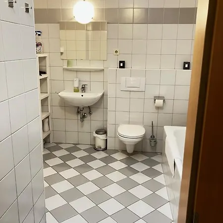 Center *